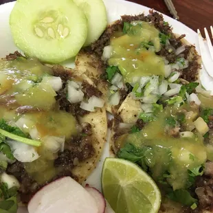 Tacos de cabeza al vapor.