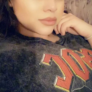 Samantha R.