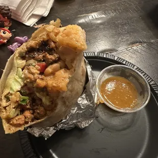 Al pastor super burrito