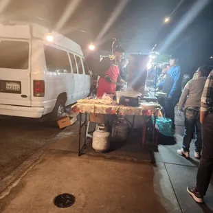 El pastor being cooked