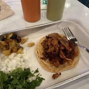 Al pastor taco