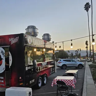Tacos El Mike taco truck