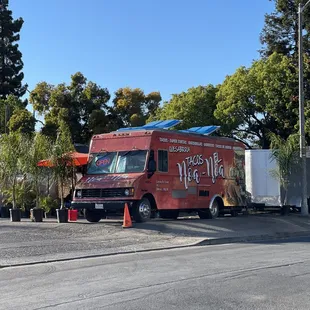 God bless Tacos El Noa Noa!!