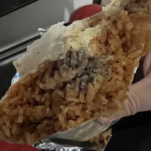 Super burrito carne asada 90% rice.