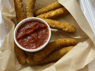 Round Top Burgers And Pizza