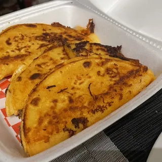 BURRITO BIRRIA CHIVO (GOAT BIRRIA )