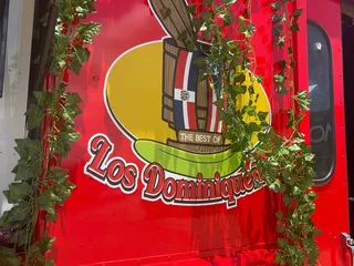 Los Dominiqueños