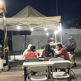 Making the asada outside