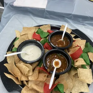 Queso and Salsa ~ Nice