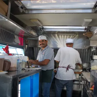 Ausencio, the friendly owner, of Tacos El Rey