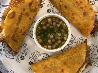 Pacos Tacos Harvey