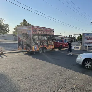 Great tacos and burritos...