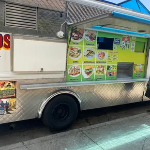 a tacos del rey food truck