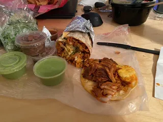 Al Pastor Tacos de Trompo