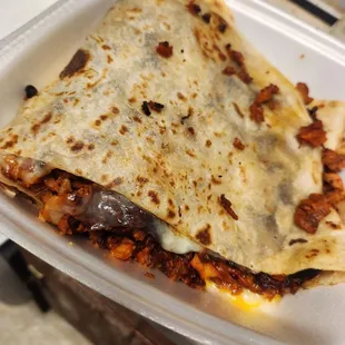 Quesadilla with asada