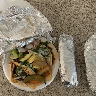 Pastor tacos &amp; burritos