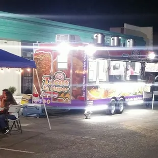 Awesome new food truck on shaw in front of Costco.  Good food, fun... Check it out!