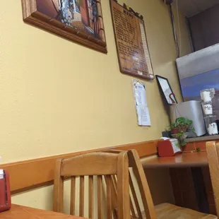 Nice art and the old style menu.