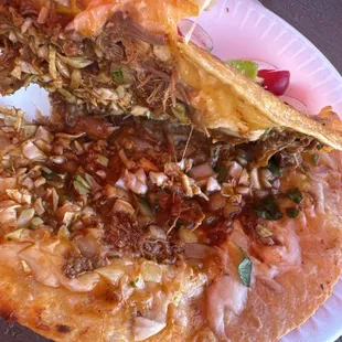 Recomendado! Muy reportada y de buen sabor la Quesabirria.