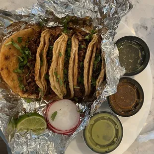 Tacos al pastor.