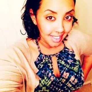 Yasmine I.