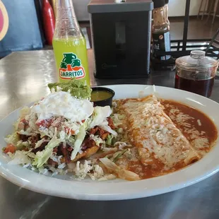 Cornmeal Sopas al Pastor with guacamole and sour cream plus a cheese enchilada.