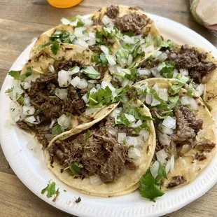 Cabeza, lengua, labio, and cachete tacos