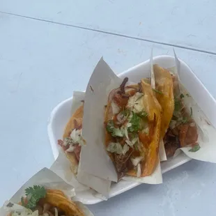 Tacos flameados