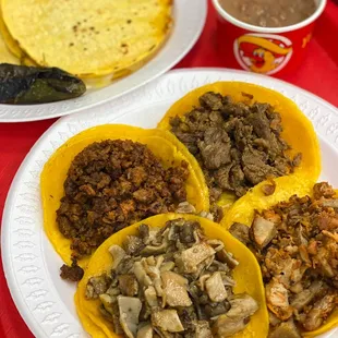 IG: @foodfeasters