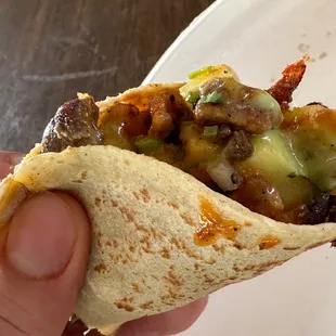 Hugh taco