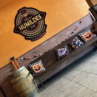 the entrance to a mexican restaurant