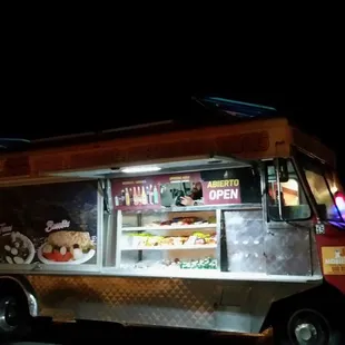 a food truck at night