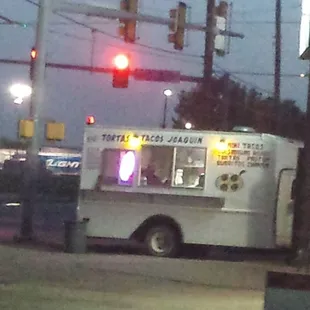a taco truck at night