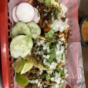 Tres tacos