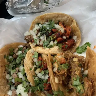 Tacos asada, barabacoa y Al pastor