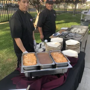 Don David &amp; Juan are ready serve up some Tacos!
