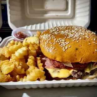 KING YUCATECO BURGER