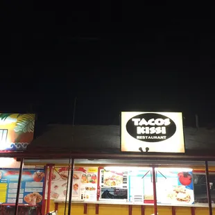 Tacos Kissi open late night