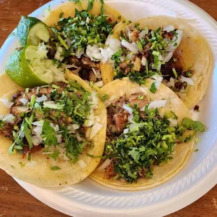 Corn tacos (2 suadero, 2 carnitas)