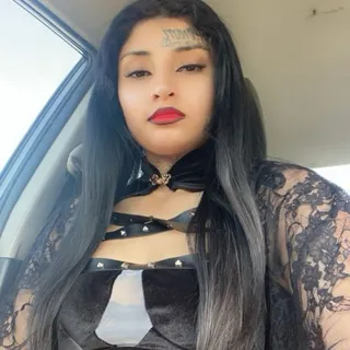 Mayra B.