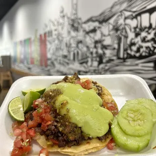 Chorreada de asada with plenty of guacamole.