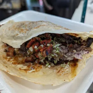 Torito mixto with Harina (flour taco tortilla)