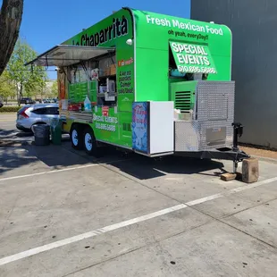 Busy little food spot