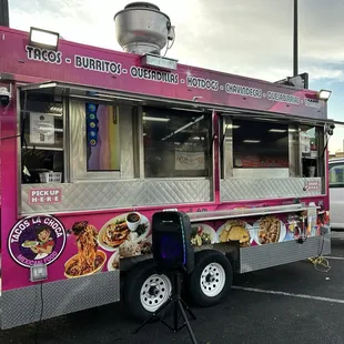 Off Silver Creek Rd near Capitol in OSH parking lot