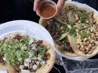 Tacos Los Tapatios