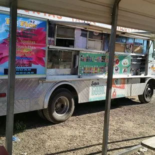 Killer taco truck in the middle of nowhere.