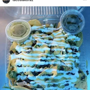 Asada nachos awesome.