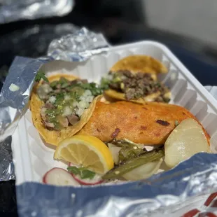 carne asada Taco Regular de Carnitas