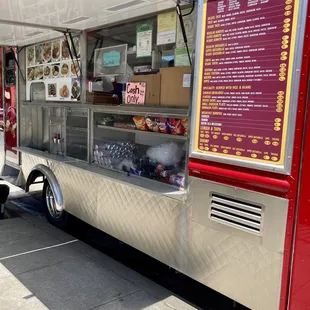 The truck + menu + &quot;cash only!!&quot; sign!