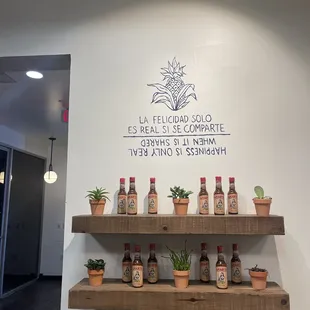 Inside decor/salsa for sale